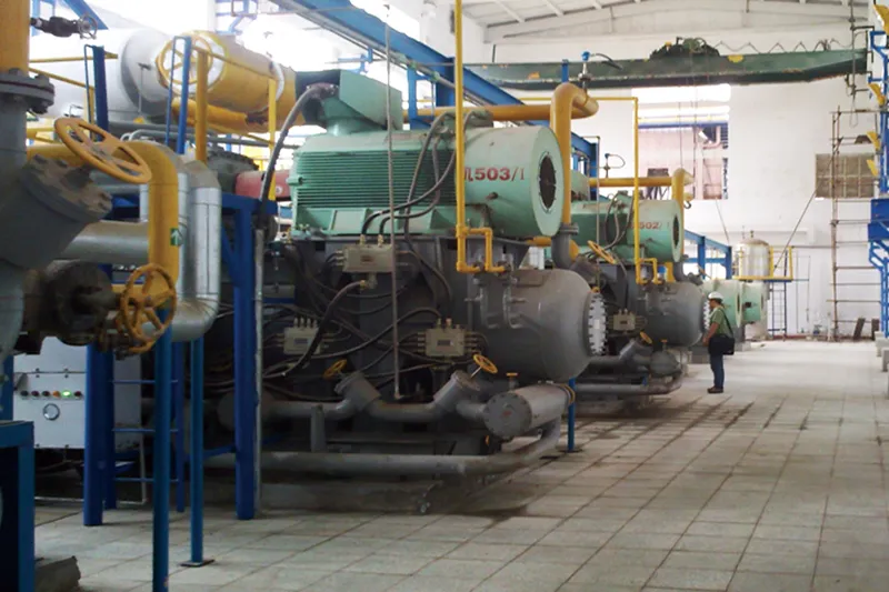 Refrigerasi Industri & Solusi Kompresi Gas untuk Minyak, Gas & Kimia
