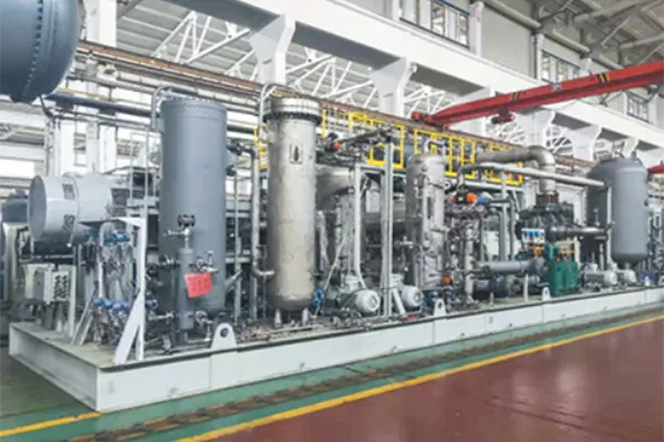 Proyek pemulihan dan pemanfaatan CO₂ di pabrik pengolahan gas alam.